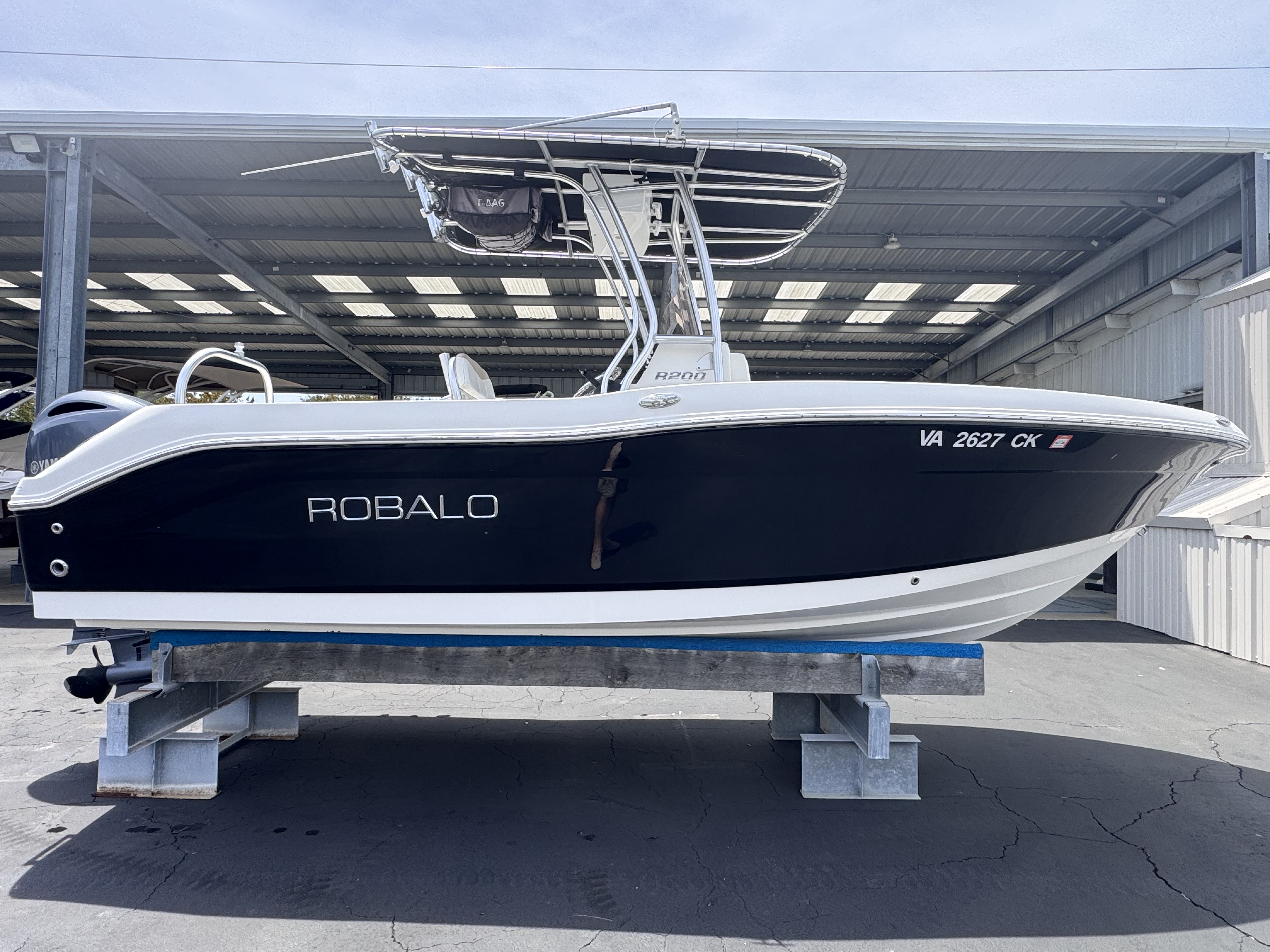 2018 Robalo R200 w/Trailer
