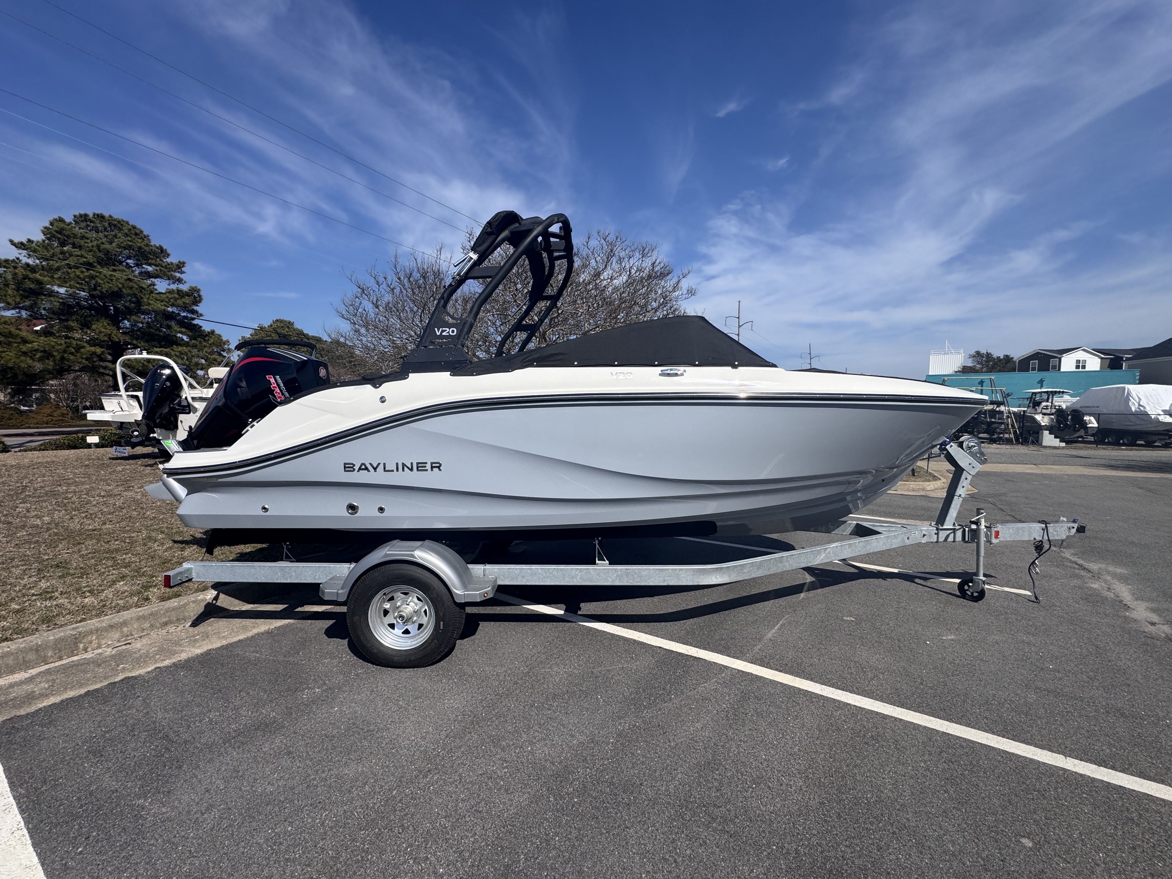 2026 Bayliner V20